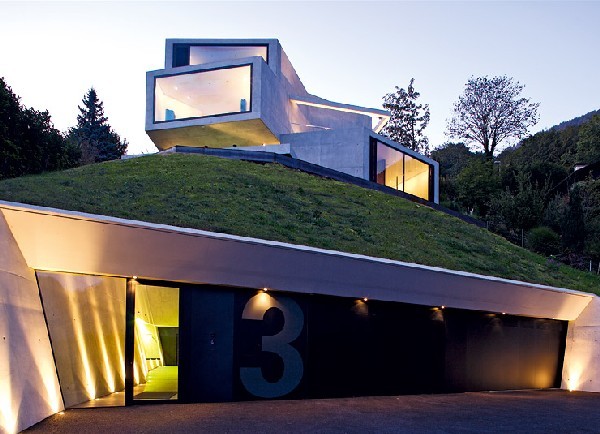 Villa-Am-See-Green-Roof