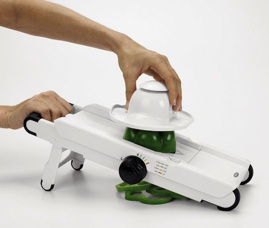 50-Useful-Kitchen-Gadgets-You-Didnt-Know-Existed-mandoline-slicer